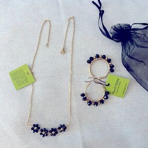 Beautiful black necklace and earring set. Made by The E-Globe artisan jewelry.